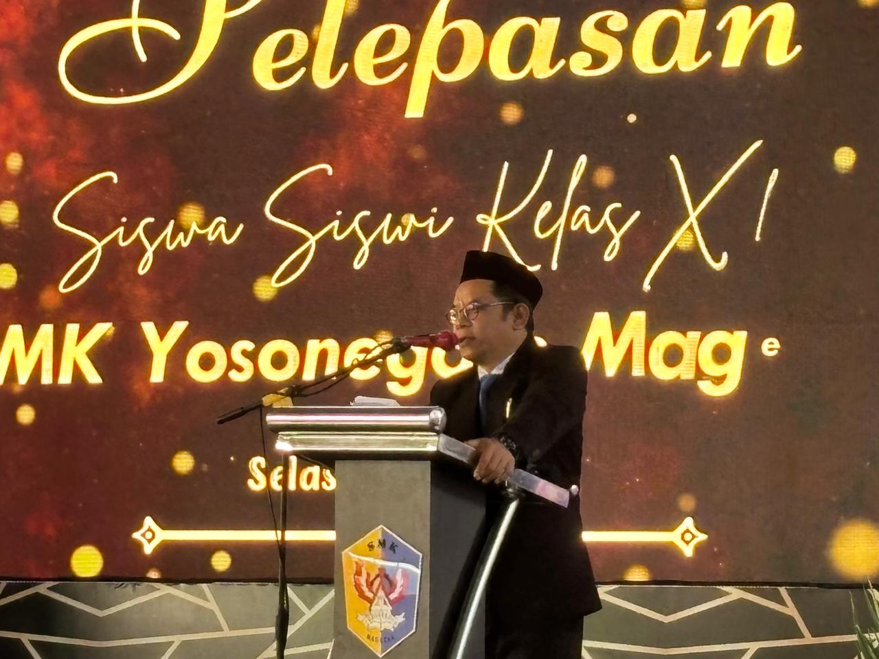 600 Siswa SMK Yosonegoro Dinyatakan Lulus Dan Menjalani pelepasan