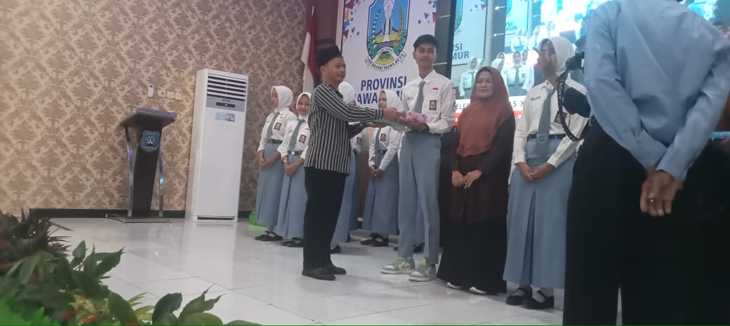Purnawiyata 533 siswa SMKN 1 Dinyatakan Lulus