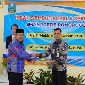 Samsul Hidayat Guru Berprestasi Kini Nahkodai SMAN Jetis Ponorogo Samsul Hidayat Guru Berprestasi Kini Nahkodai SMAN Jetis Ponorogo