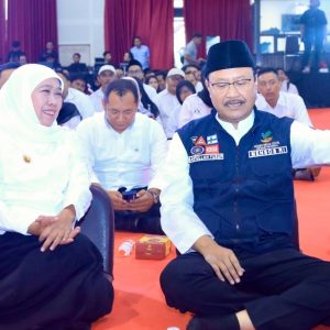 Gubernur Jatim Optimis Turunkan Kemiskinan Ektrem Hingga Nol Persen di 2026 Gubernur Jatim Optimis Turunkan Kemiskinan Ektrem Hingga Nol Persen di 2026