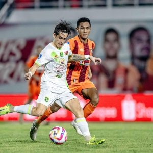 Hasil Liga 1 : Dramatis, Persebaya Curi Poin di Kandang Borneo FC