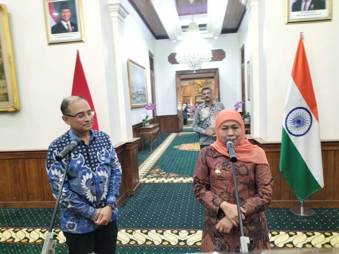 Dubes India Tawarkan Beasiswa Semua Jenjang Pendidikan dan Pariwisata Ke Gubernur Khofifah