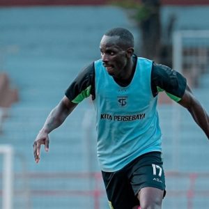 Lupakan Kenangan Indah Bersama Persik, Flavio Komitmen Bawa Persebaya Menang