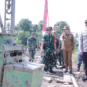 Kolaborasi Entaskan Kemiskinan Lewat TNI Manunggal Membangun Desa