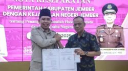 Bupati Jember Gandeng Kejaksaan Tanda Tangani MOU Penanganan Masalah Hukum Perdata dan Tata Usaha Negara