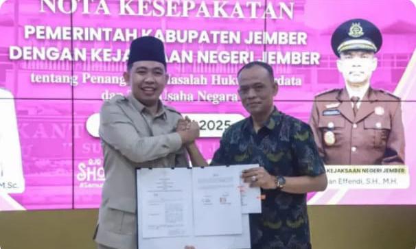 Bupati Jember Gandeng Kejaksaan Tanda Tangani MOU Penanganan Masalah Hukum Perdata dan Tata Usaha Negara