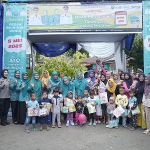 Ketua Tim Pembina Posyandu Asahan Tinjau Launching Pekan Imunisasi Dunia 2025