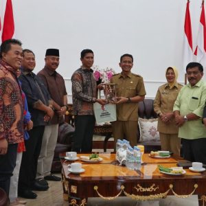 Bupati Bojonegoro Terima Kunker Pemkab Kutai Kertanegara, Belajar Dana Abadi Pendidikan Bupati Bojonegoro Terima Kunker Pemkab Kutai Kertanegara, Belajar Dana Abadi Pendidikan
