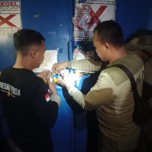Mokong Beroperasi, Gudang Sentoso Seal Disegel Lagi Mokong Beroperasi, Gudang Sentoso Seal Disegel Lagi