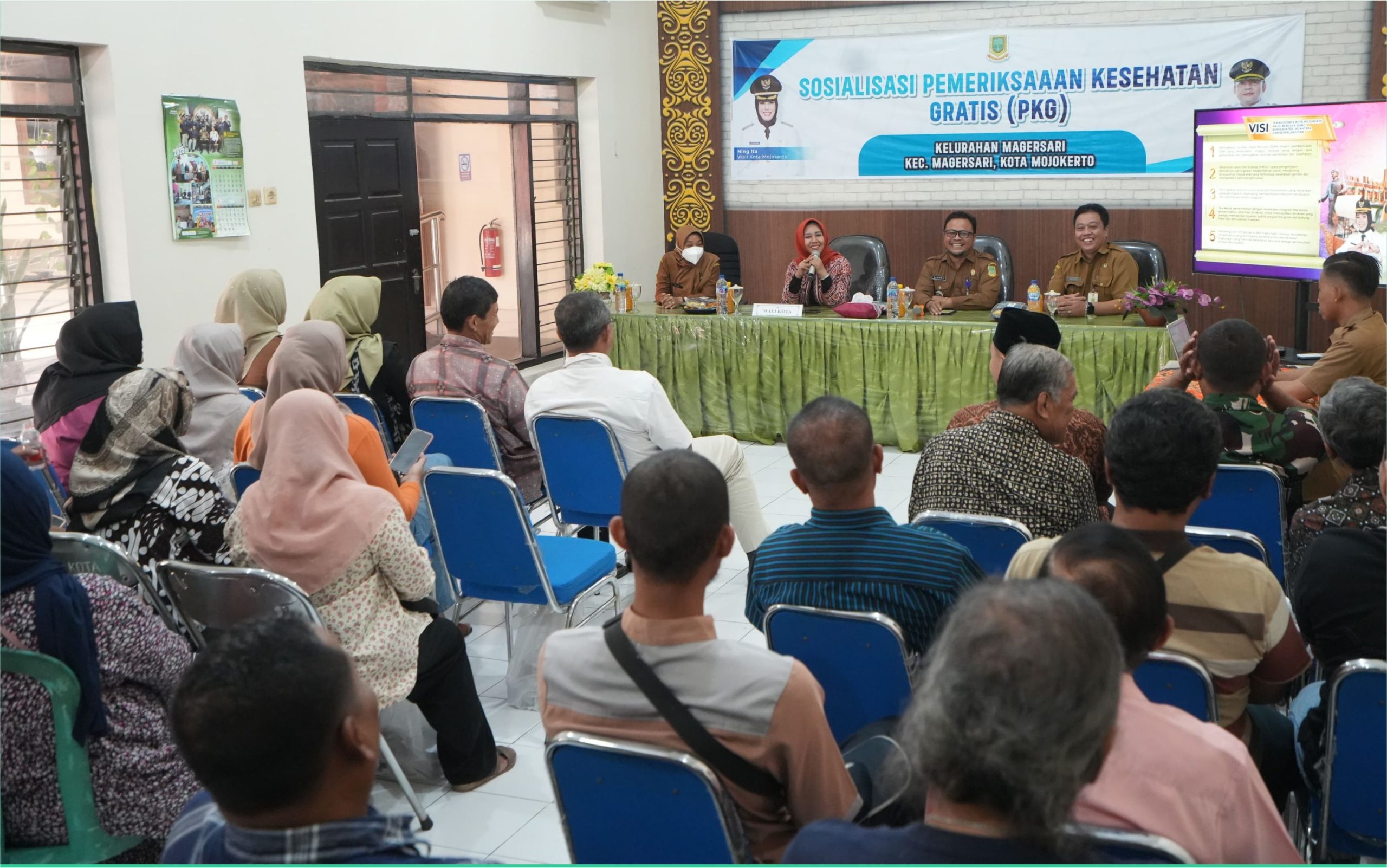 Targetkan ¼ Penduduk Kota Mojokerto Ikuti PKG, Dinkes PPKB Kumpulkan RT/RW Bergulir