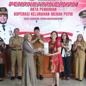 Koperasi Merah Putih se-Kota Mojokerto Serempak Tandatangani Pendirian Akta Notaris Koperasi Merah Putih se-Kota Mojokerto Serempak Tandatangani Pendirian Akta Notaris