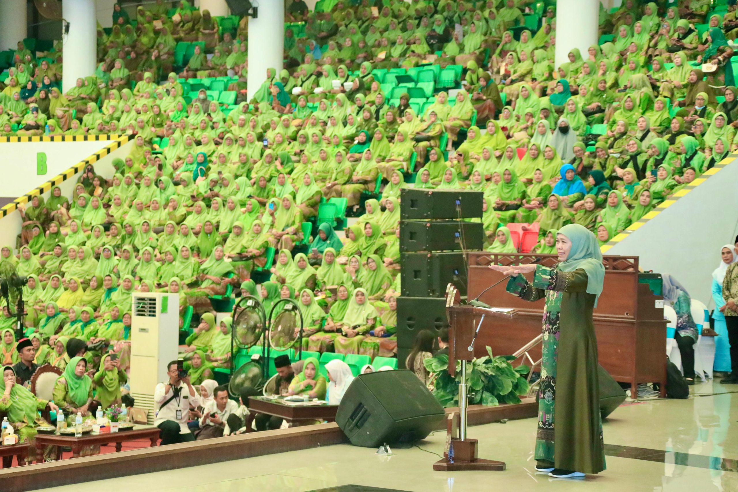 Guru Tk Se Kab. Malang Hadiri Harlah Ke 79  Muslimat NU, Ini Pesan Khofifah   