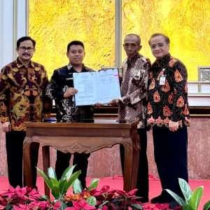 Bupati Kediri Tak Mau Petani Merana, Gandeng Surabaya Jamin Harga Panen
