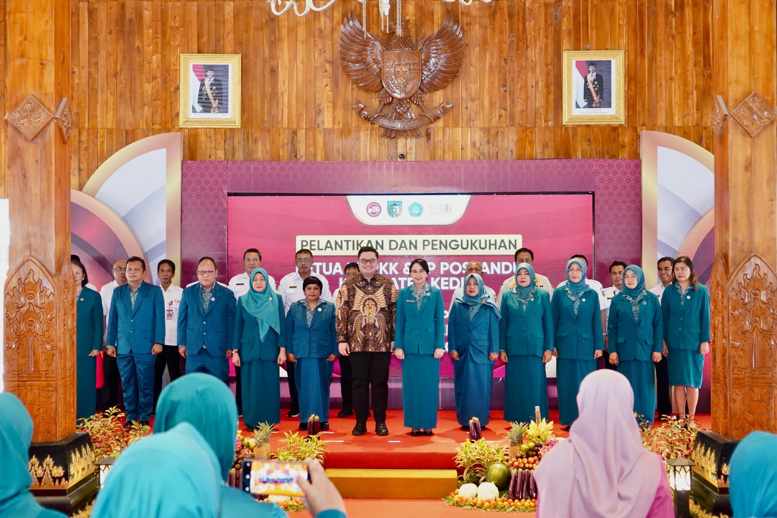 Usai Kukuhkan Pengurus PKK, Bupati Mas Dhito Titip Tiga PR Besar