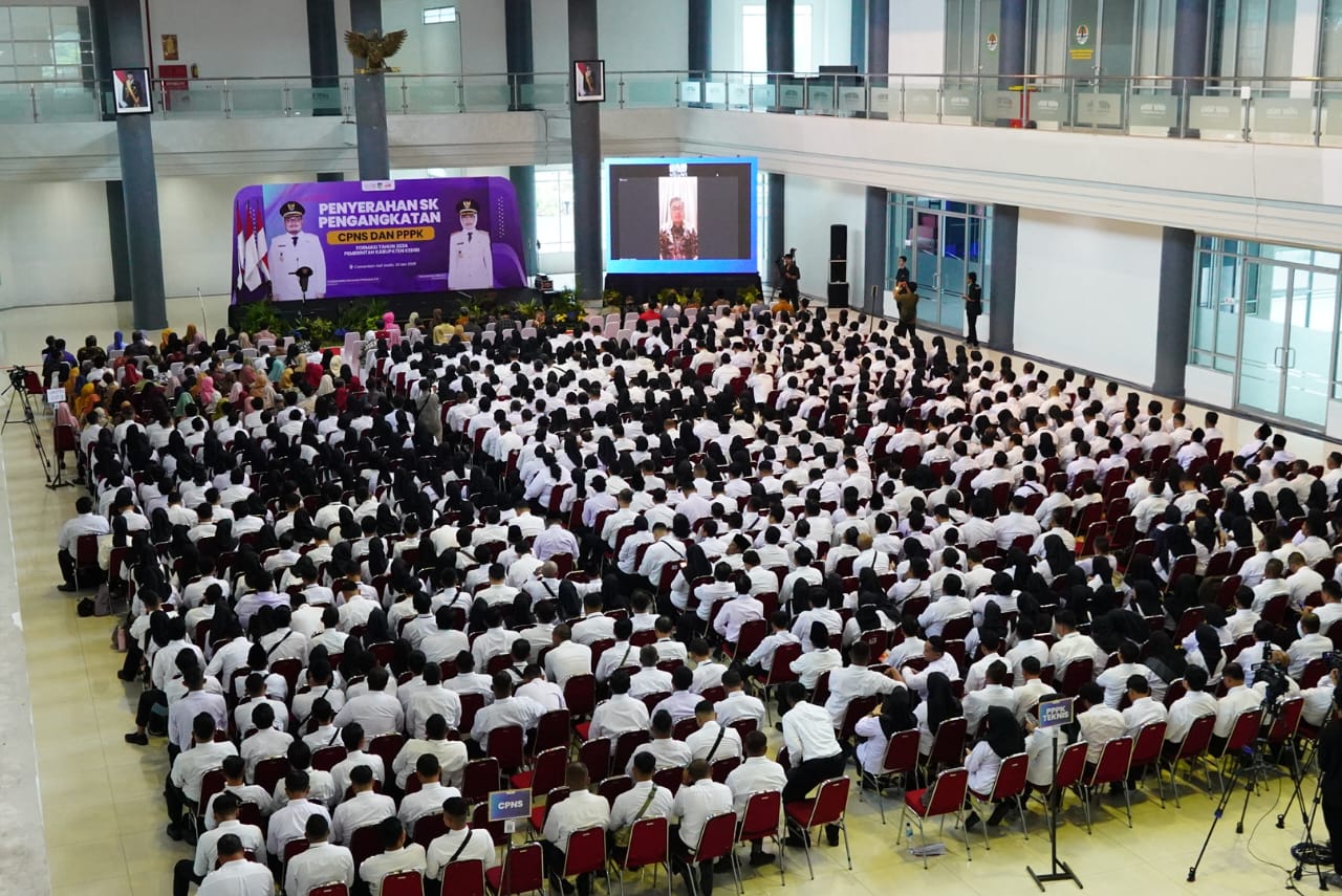 Mas Dhito Ingatkan CPNS dan PPPK Kediri: Jangan Terjebak Zona Nyaman