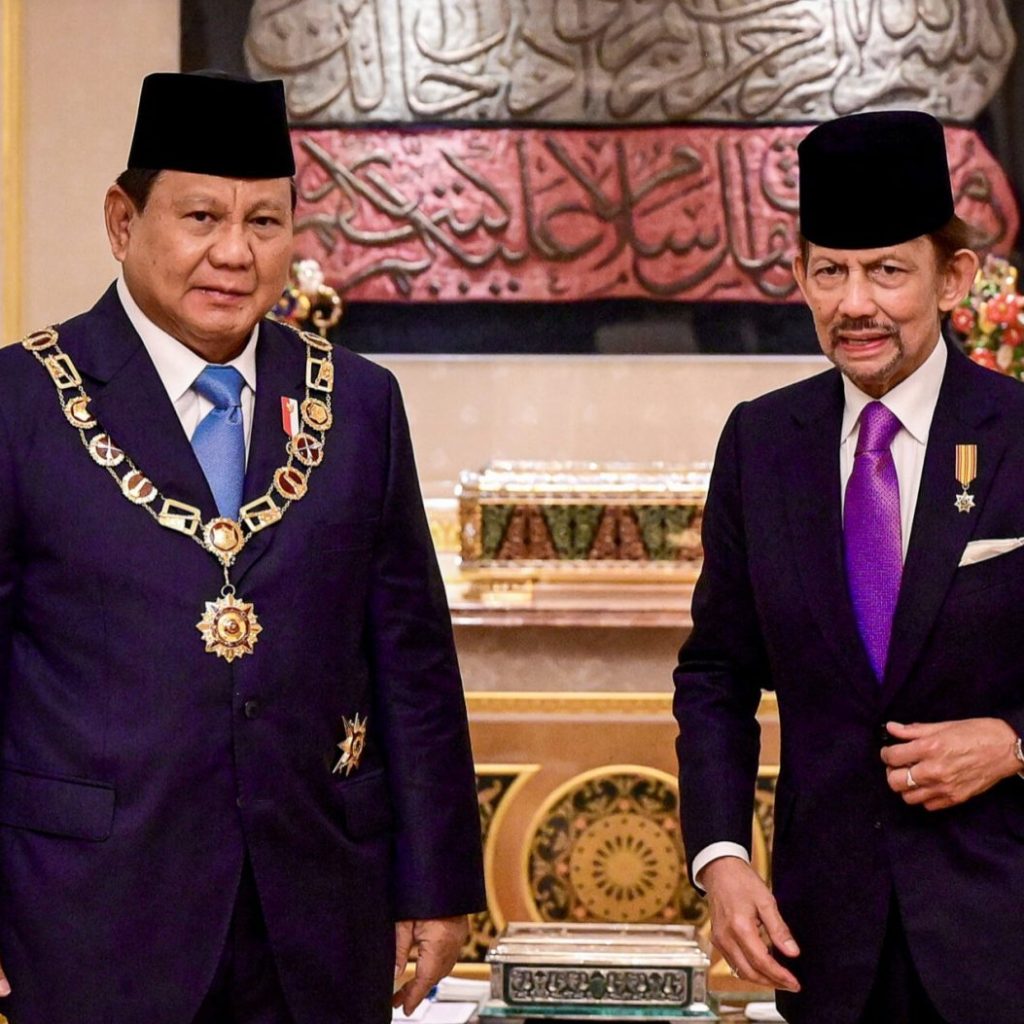 Presiden Prabowo Subianto Menerima Penghargaan dari Brunei Darussalam
