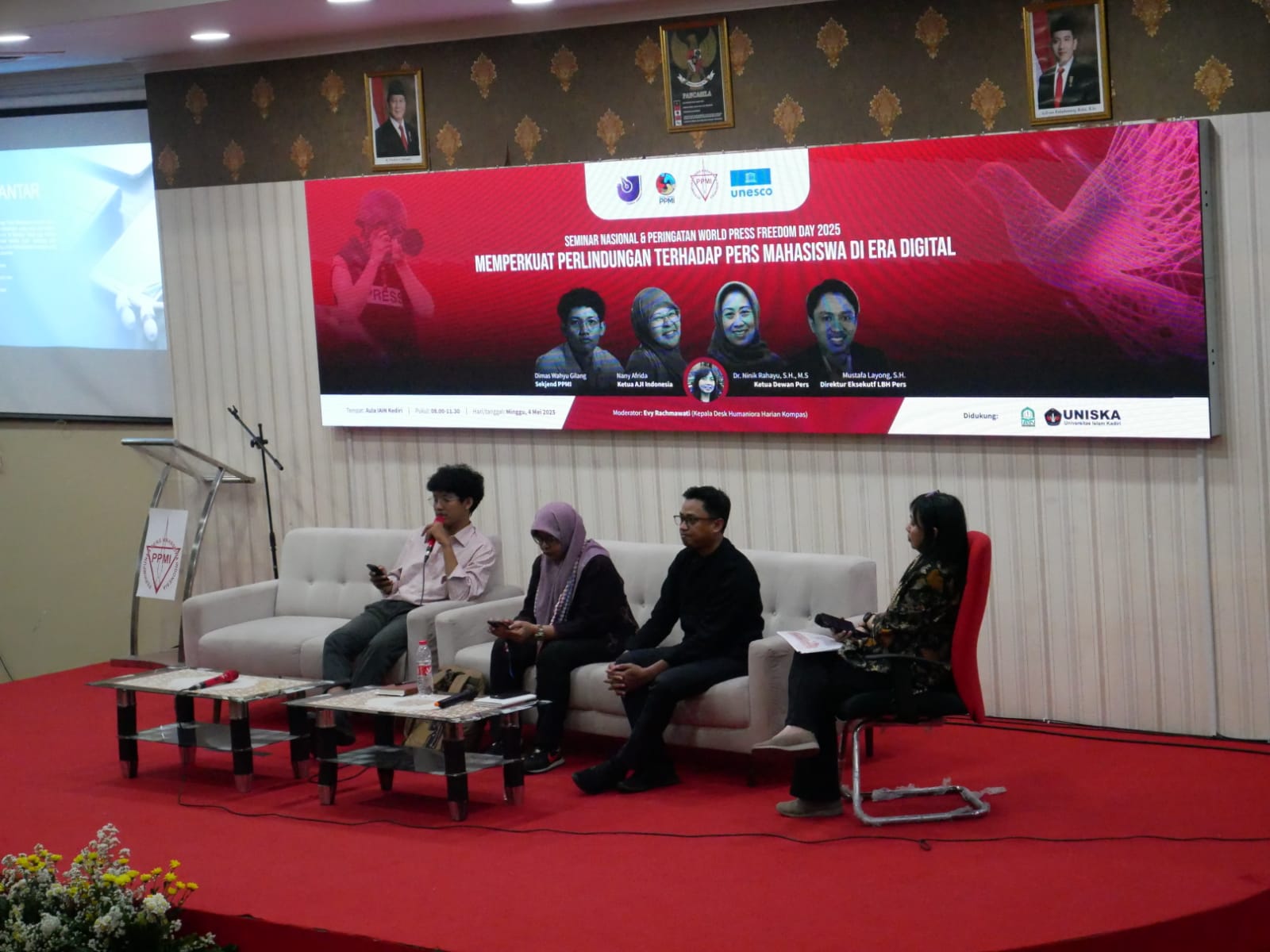 Pers Mahasiswa Terjepit di Era Digital