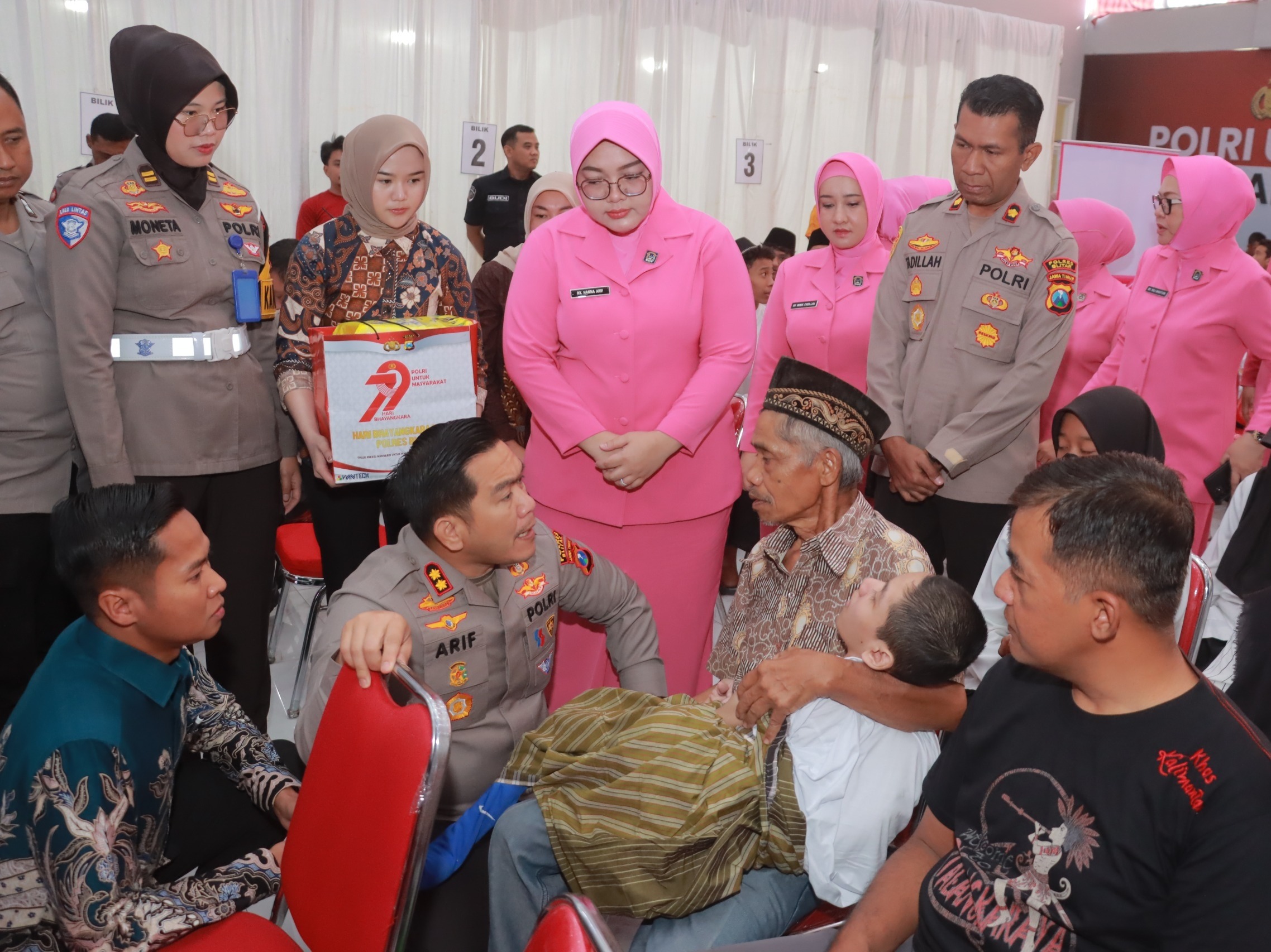 HUT Bhayangkara ke-79, Polres Blitar Gelar Khitanan Masal