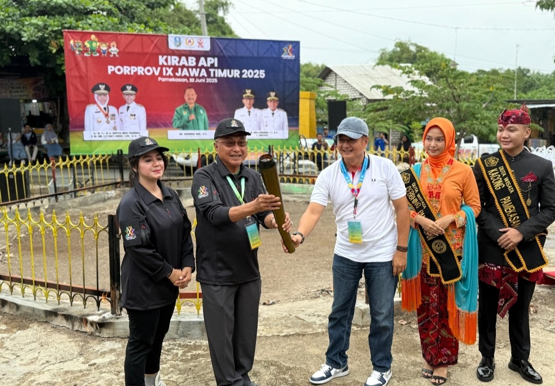 Obor Porprov Jatim IX 2025 Dikirab dari Pamekasan