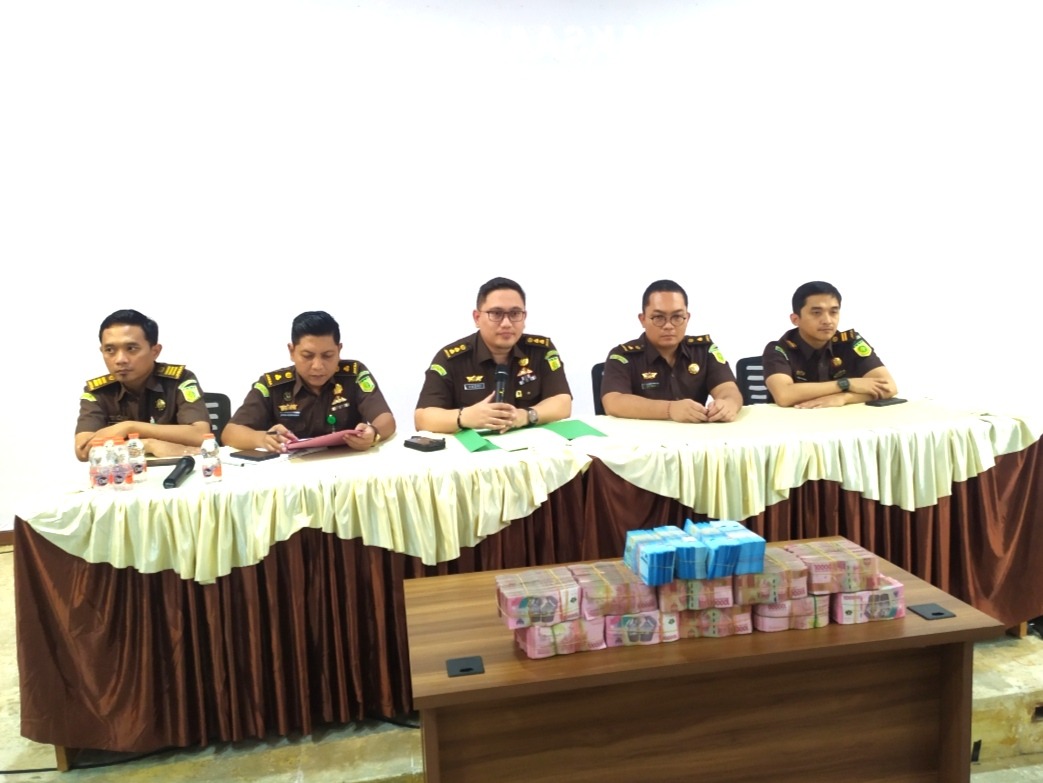 Kejari Kabupaten Blitar Terima Titipan Uang dari Tersangka MM dan Sita Aset HB dalam Kasus Dugaan Korupsi Dam Kali Bentak