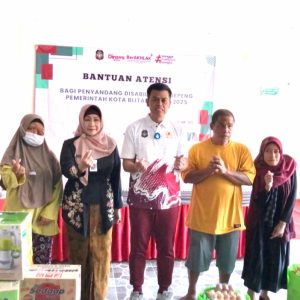 Dukung Kemandirian Usaha Bagi Penyandang Disabilitas, Pemkot Blitar Salurkan Bantuan Tunai