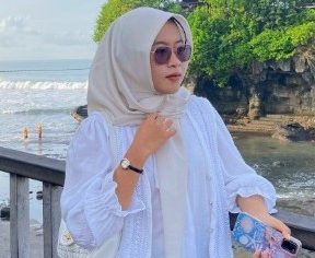 Kisah Anak Pedagang Buah Lolos SNBT Di Unesa
