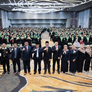 Hadiri Pengukuhan di UINSA, Wali Kota Eri Dorong Guru Melek Teknologi AI Hadiri Pengukuhan di UINSA, Wali Kota Eri Dorong Guru Melek Teknologi AI