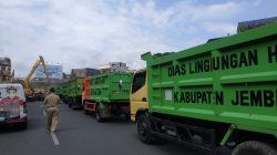 Puluhan Truk Sampah DLH Jember Di Tengara Bertahun Tahun Menunggak Pajak