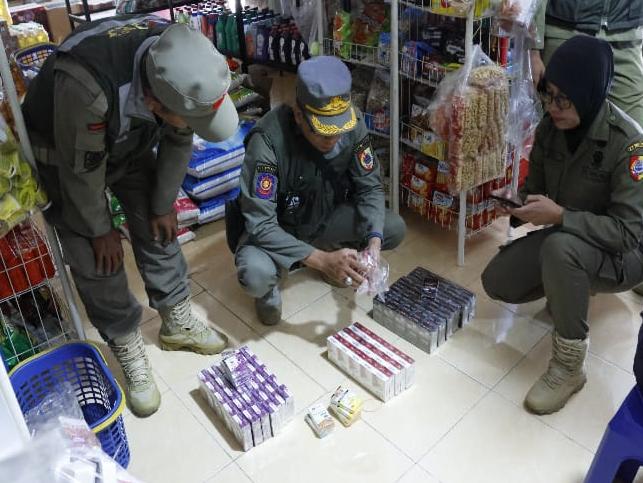 Jember Perang Terhadap Peredaran Rokok Ilegal,10.396 Batang Rokok Ilegal di Amankan