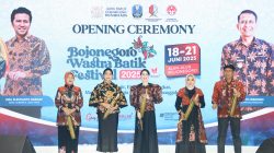 Wastra Batik Festival Perkuat Bojonegoro sebagai Sentra Industri Batik   