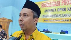Imam Wihdan Zarkasyi Perjuangkan Tukang Sampah Dapat Jaminan Kecelakaan Kerja