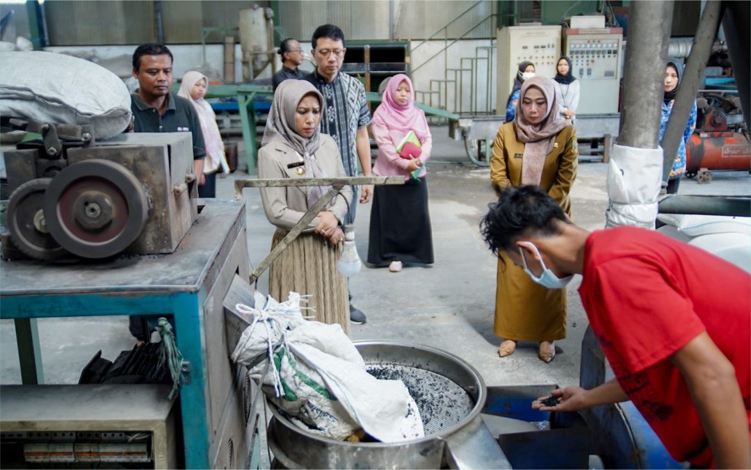 Ning Ita Monitoring Sektor Industri Dengan Program Sambang
