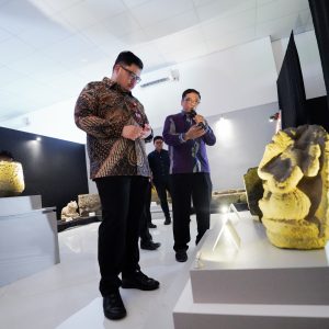 Mas Dhito Upayakan Pemulangan Prasasti Harinjing ke Kabupaten Kediri Mas Dhito Upayakan Pemulangan Prasasti Harinjing ke Kabupaten Kediri