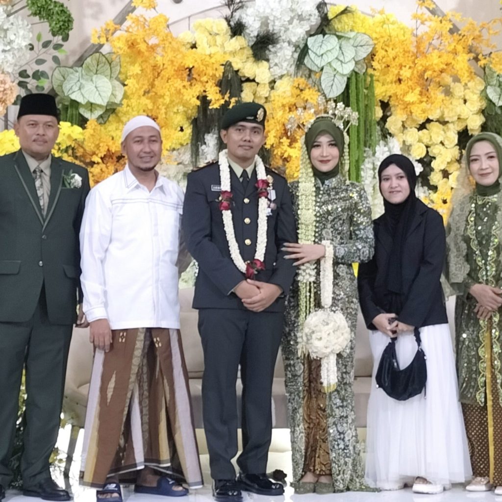Anggota FPG DPRD Kab. Probolinggo Wahid Nurahman Gelar Resepsi Pernikahan Mira – Lettu Mauludi