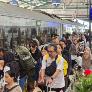 Akhir Pekan Panjang, Stasiun Kediri Layani Hampir 10 Ribu Penumpang Akhir Pekan Panjang, Stasiun Kediri Layani Hampir 10 Ribu Penumpang