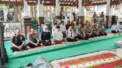 Peringati Hari Bhayangkara, Kapolri Jendral Listyo Sigit Ziarah Makam Pendiri NU