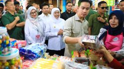 Hari kedua Wapres di Banyuwangi Kunjungi Pasar dan Menyapa Pedagang Sayur