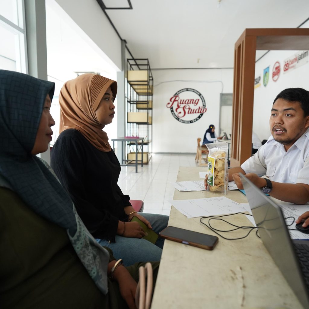 5.446 UMKM Dapat Modal, Mas Dhito Jaga Api Usaha Mikro