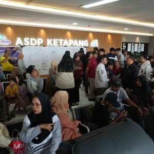 KMP Tunu Pratama Jaya Tenggelam, Bupati Ipuk Kerahkan Fasilitas Bantu Evakuasi dan Tindakan Medis