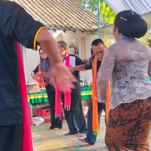 Nguri Nguri Tradisi Desa Bogem Gelar Bersih Desa Nguri Nguri Tradisi Desa Bogem Gelar Bersih Desa