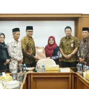 Dewan Pendidikan Kabupaten Magetan Audiensi dengan Bupati Magetan Dewan Pendidikan Kabupaten Magetan Audiensi dengan Bupati Magetan