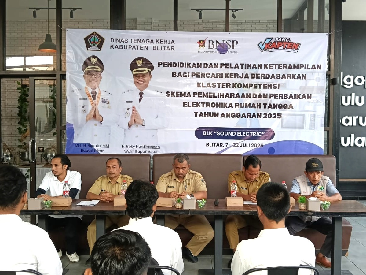 Tingkatkan Kompetensi Pencaker, Disnaker Kabupaten Blitar Adakan Pelatihan Elektronik