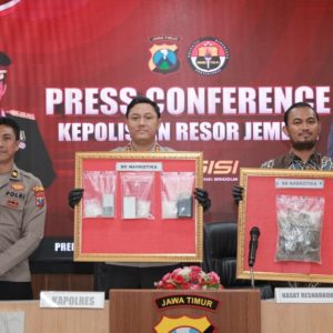 Polres Jember Komitmen Berantas Narkoba, Amankan 27 Tersangka 10 Diantaranya Residivis Polres Jember Komitmen Berantas Narkoba, Amankan 27 Tersangka 10 Diantaranya Residivis