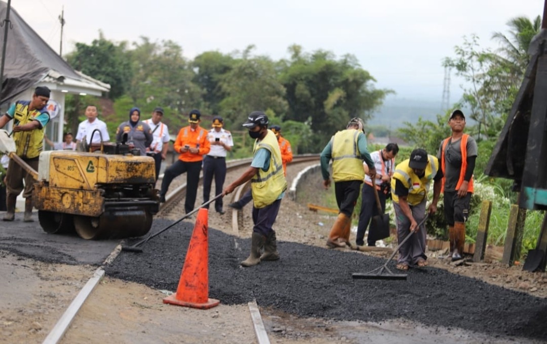 Laporan Warga Wadul Gus’e Efektif, Perlintasan JPL 30 Garahan Diperbaiki