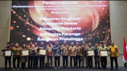 DBHCHT 2025, Jember Raih Penghargaan Terbaik Kedua Dalam Optimalisasi Cakupan Kepesertaan Jaminan Sosial Ketenagakerjaan se-Jatim