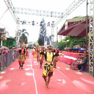 Menggelegar, Bersih Desa Kendalrejo Blitar Didukung 40 Sound Sistem