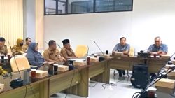Audensi Komisi IV DPRD Kabupaten Blitar dengan Kades Kalitengah Bahas Permasalahan Sekolah