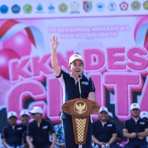 Desa Cinta,Gus Fawait Lepas Ribuan Mahasiswa KKN Kolaboratif 2025 Desa Cinta,Gus Fawait Lepas Ribuan Mahasiswa KKN Kolaboratif 2025