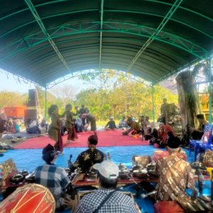 Angeluri Budaya Adi Luhung Desa Pojok Gelar Suroan Angeluri Budaya Adi Luhung Desa Pojok Gelar Suroan