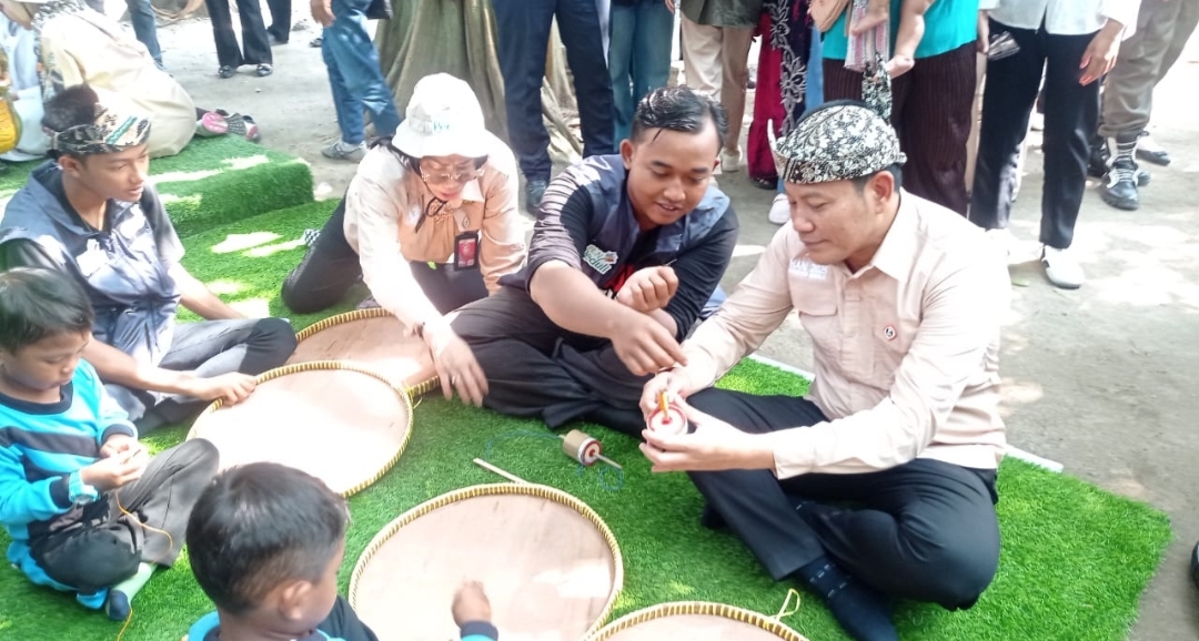 Hari Anak Nasional, Bupati Sidoarjo Kunjungi Kampung Lali Gatget